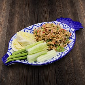Thai Food Delivery Kuala Lumpur Minced Chicken Salad with Ground Rice-min